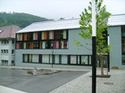 Holz-Alu-Fassade des Rathauses in Zell