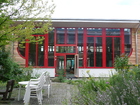 Holz-Alu-Fassade an der Waldorfschule in Wolfsburg