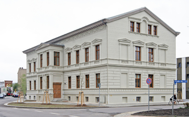 Fenster und Eingangstür der historischen Polizeiwache Luckenwalde